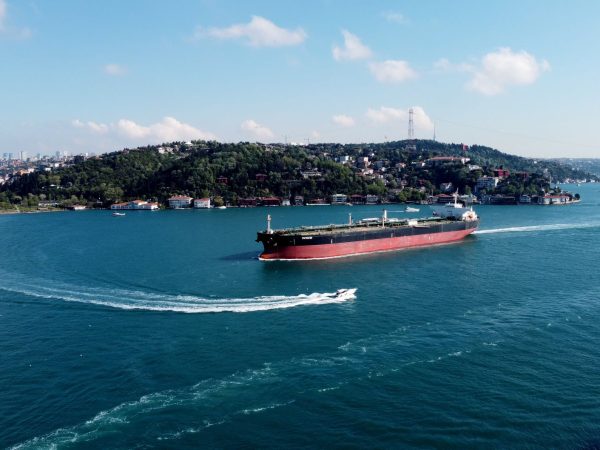fuel exports to West